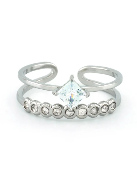 Bague avec zircons transparents en acier argenté ZARIR
